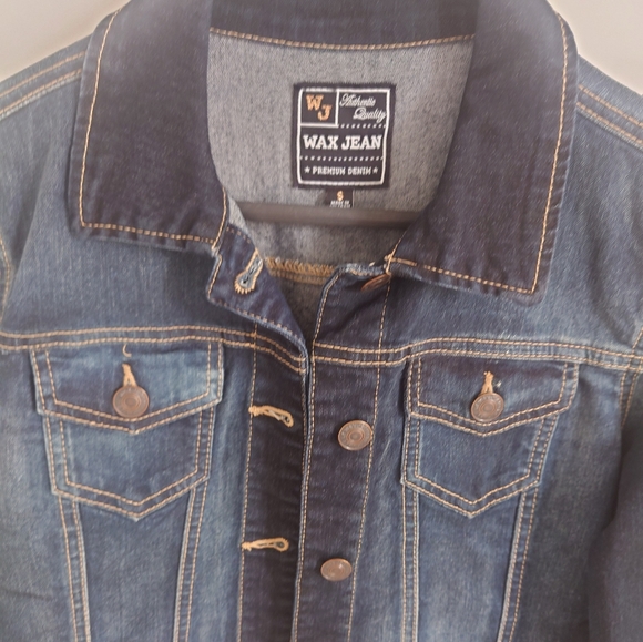 ⚡2/$20⚡Denim jacket - Picture 2 of 3